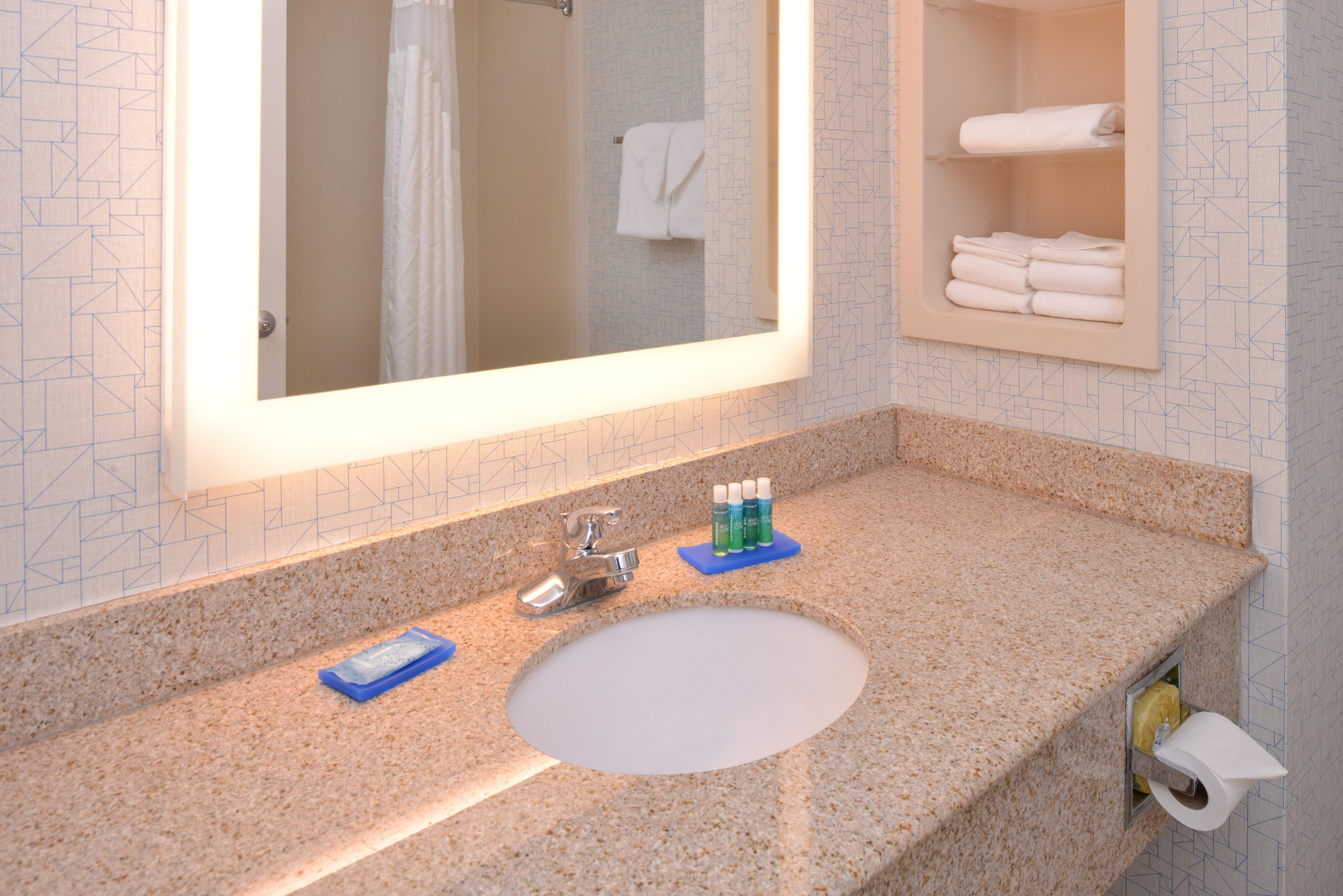 פארקרסבורג Holiday Inn Express Mineral Wells By Ihg מראה חיצוני תמונה