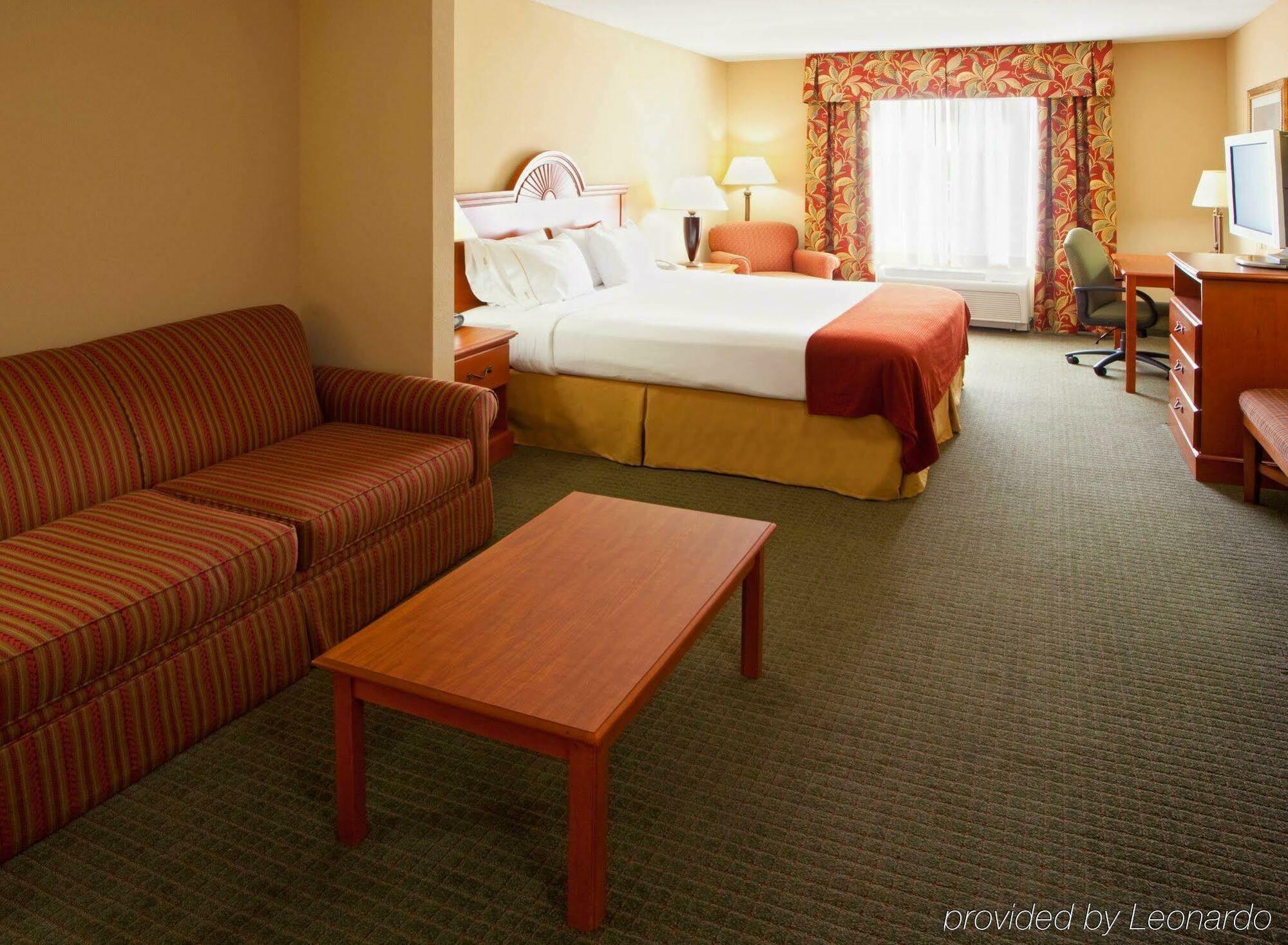 פארקרסבורג Holiday Inn Express Mineral Wells By Ihg מראה חיצוני תמונה