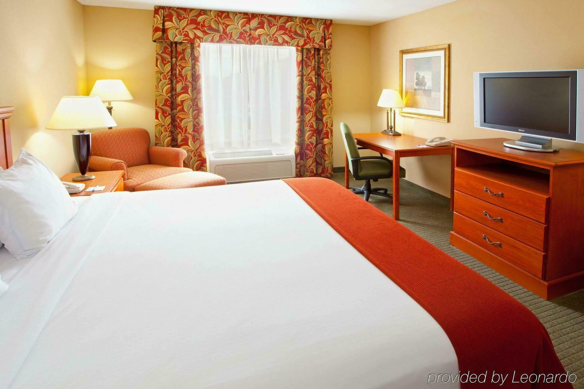 פארקרסבורג Holiday Inn Express Mineral Wells By Ihg מראה חיצוני תמונה